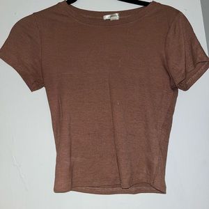 Cropped tee